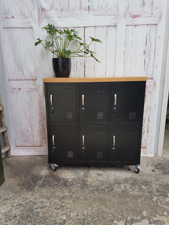 Black 6 Door Locker Oak top