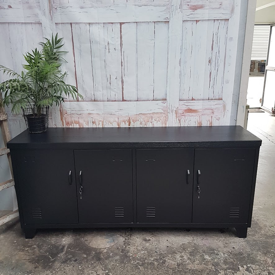 Black Versatile Locker
