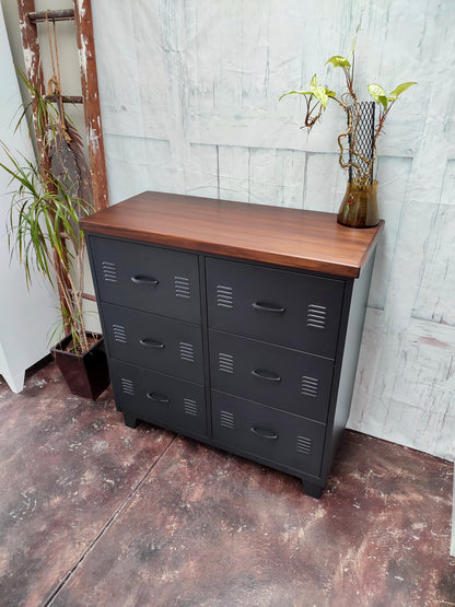 Black 6 Drawer - Dark Rimu top