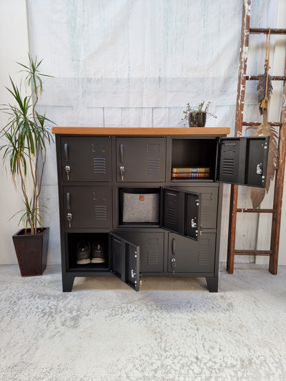 Black 9 Door Locker with Rimu top