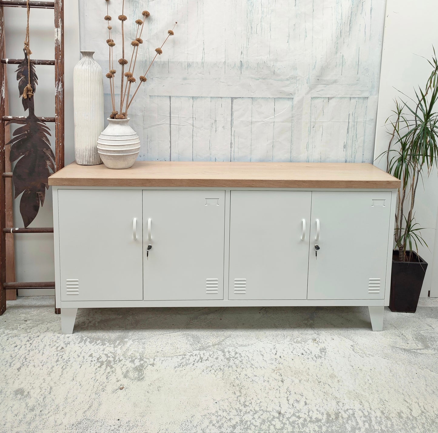 White Versatile Locker Oak top