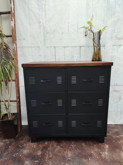 Black 6 Drawer - Dark Rimu top