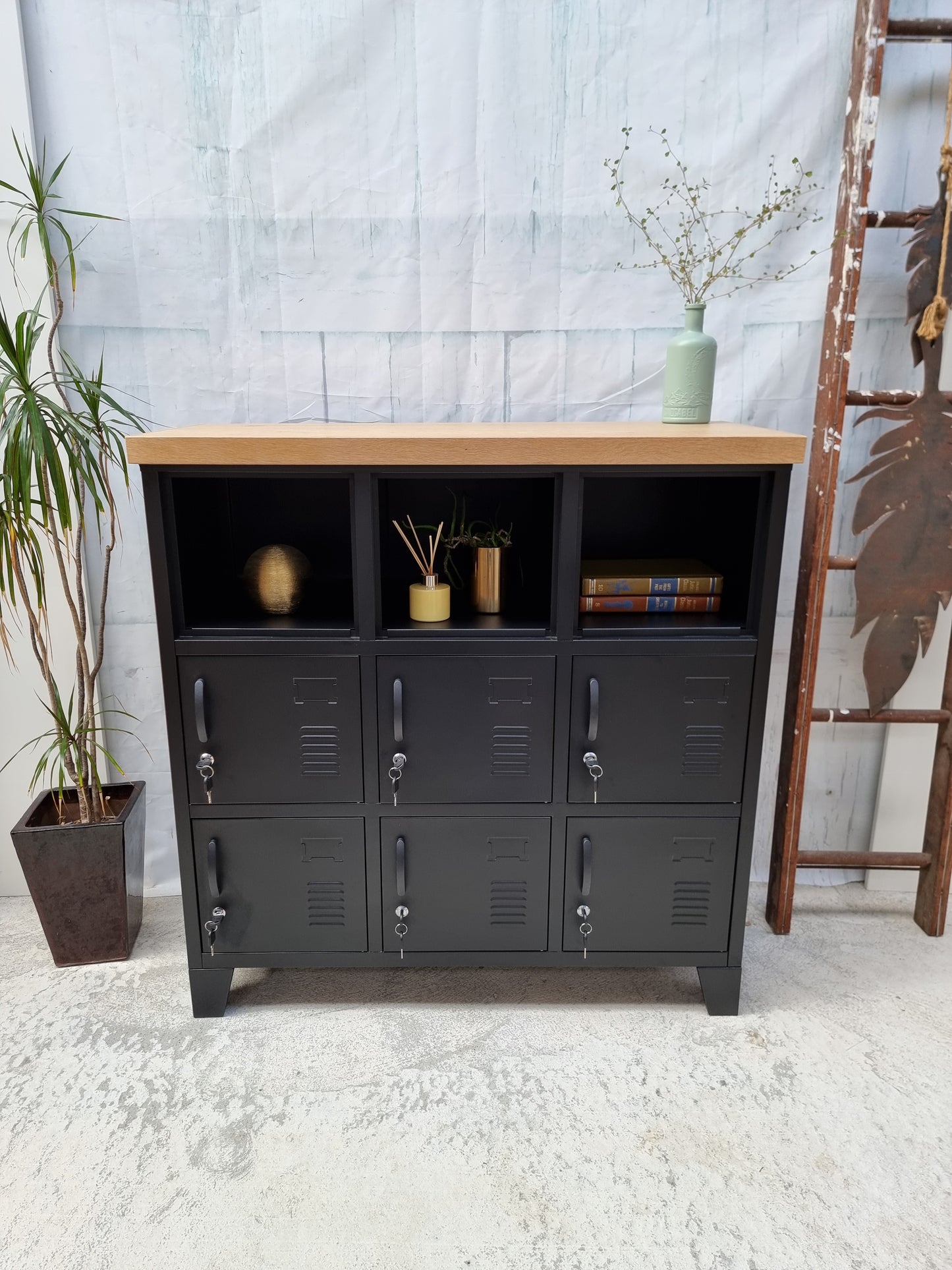 Black 9 Door Locker with Oak top