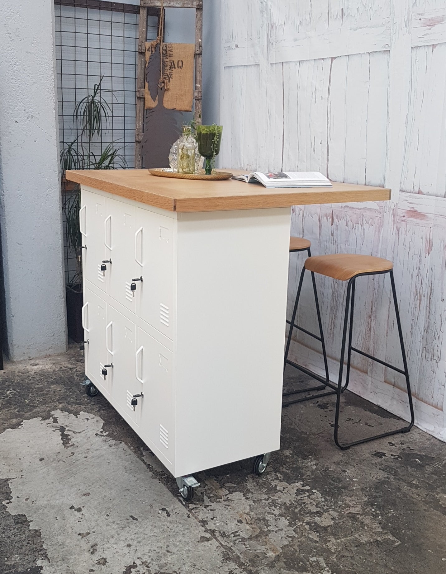 White 6 Door with Island top