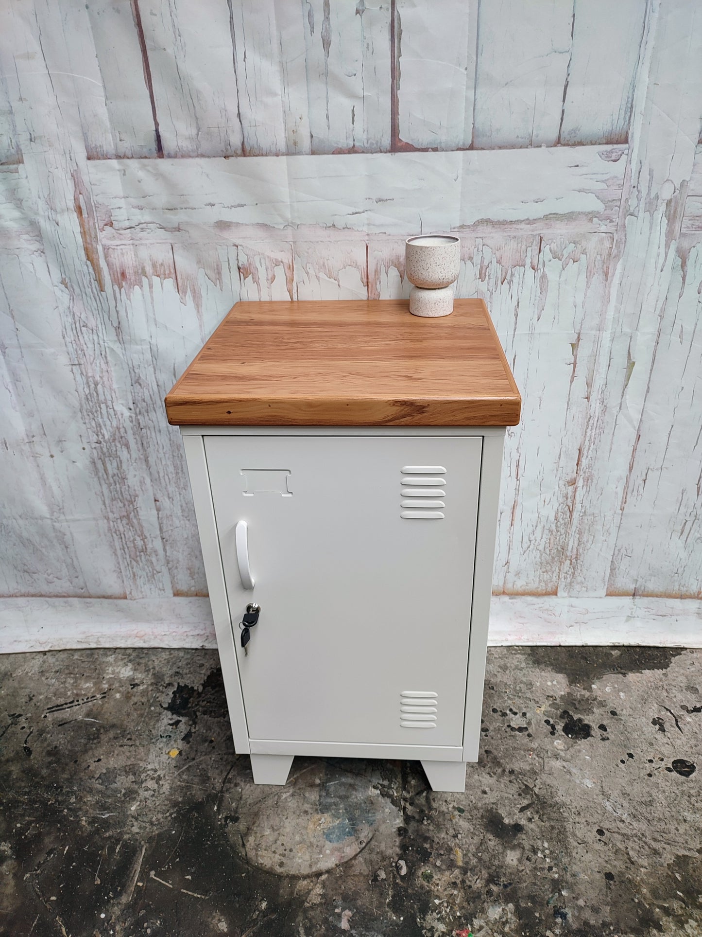 Right opening White Mini Locker-Rimu top
