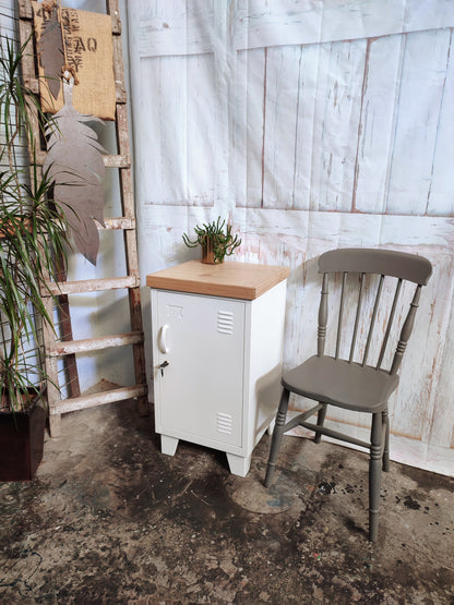 Right opening White Mini Locker-Oak top